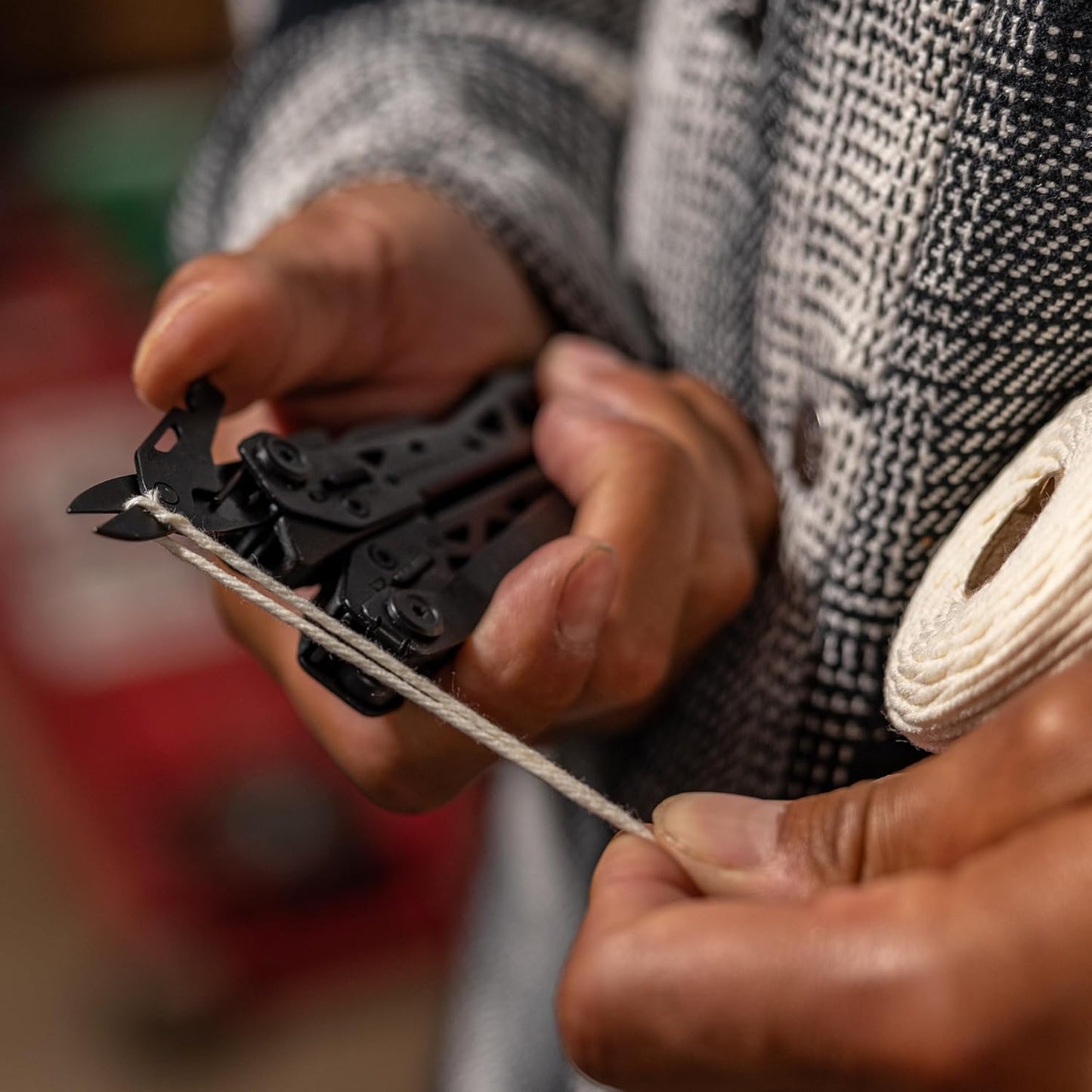 15-in-1 EDC Multi Tool – Pocket Knife, Pliers, Wire Stripper & More by CONBOLA